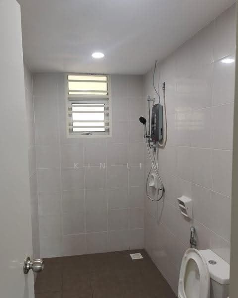 Kondominium untuk Dijual di Villa Angsana - Kin Lim - Bathroom - PropertyGuru.com.my