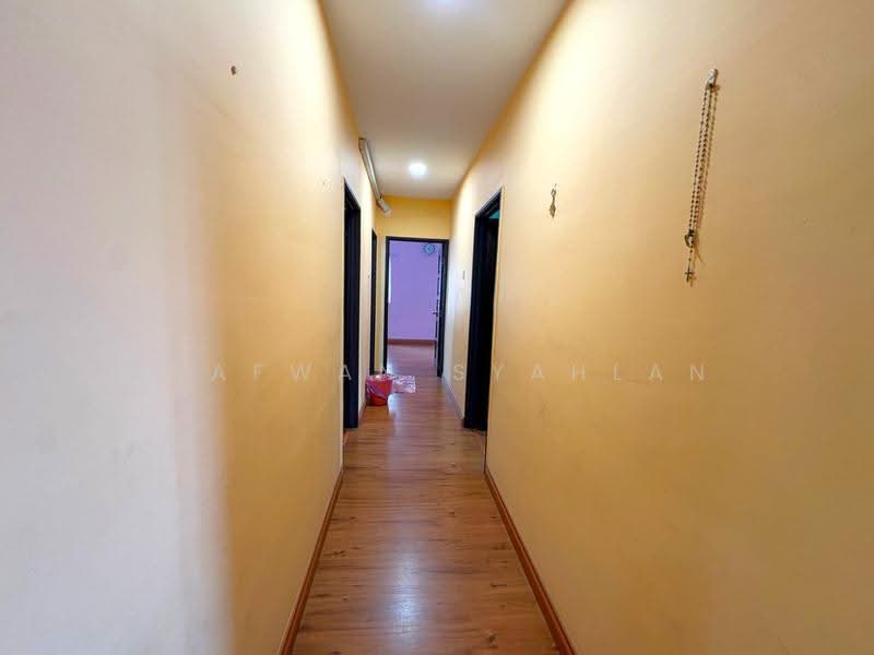 Corridor