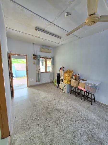 Rumah Teres 1-Tingkat untuk Dijual di Taman Zamrud (Kajang) - Mike Lim - Living Room - PropertyGuru.com.my