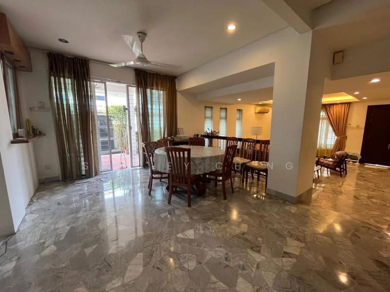 2-storey Terraced House for Sale in Tanjung Bungah (Penang) - Shirley Ch'ng - Dining Room - PropertyGuru.com.my