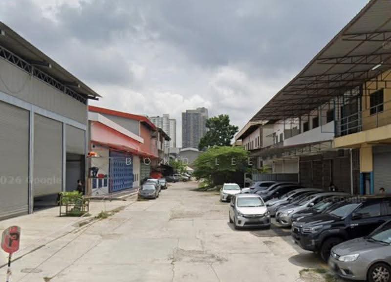 Warehouse for Rent in Subang Light Industrial Park (Subang Jaya) - Bond Lee - PropertyGuru.com.my