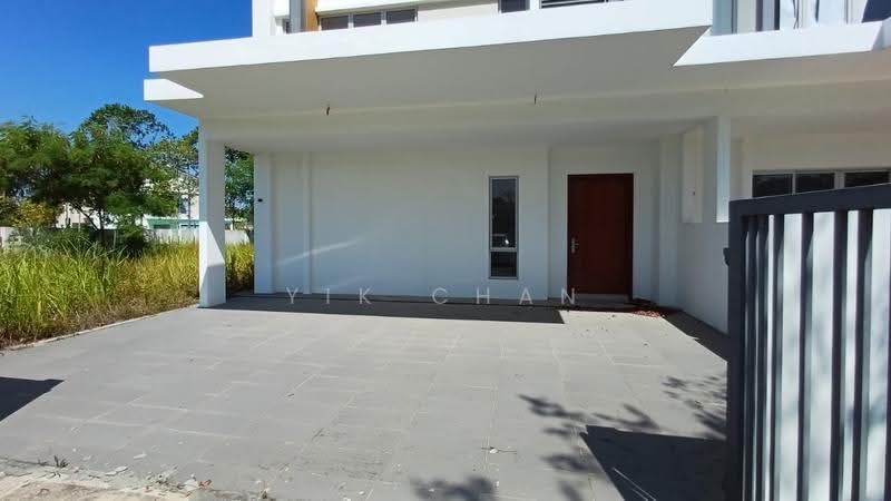Rumah Teres 2-Tingkat untuk Dijual di Bandar Gamuda Cove (Dengkil) - Yik Chan - Exterior - PropertyGuru.com.my
