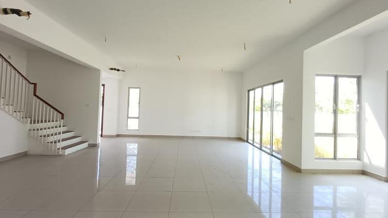 Rumah Teres 2-Tingkat untuk Dijual di Bandar Gamuda Cove (Dengkil) - Yik Chan - Living Room - PropertyGuru.com.my