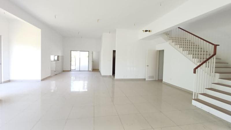 Rumah Teres 2-Tingkat untuk Dijual di Bandar Gamuda Cove (Dengkil) - Yik Chan - Living Room - PropertyGuru.com.my