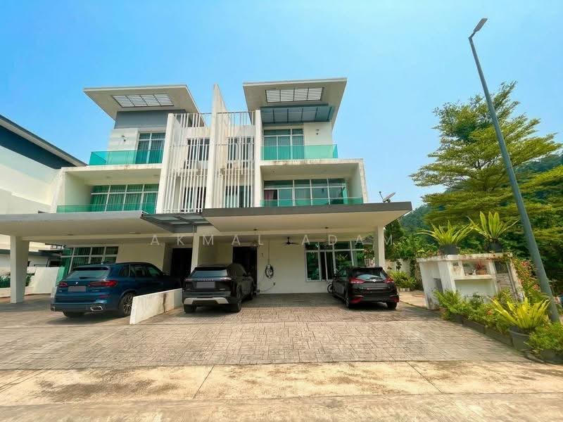 Rumah Berkembar untuk Dijual di Cyberjaya (Selangor) - Akmal Adam - Exterior - PropertyGuru.com.my