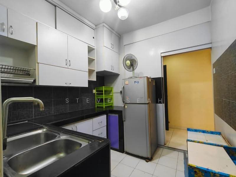 Pangsapuri untuk Disewa di M'tiara - Steve Seah - Kitchen - PropertyGuru.com.my
