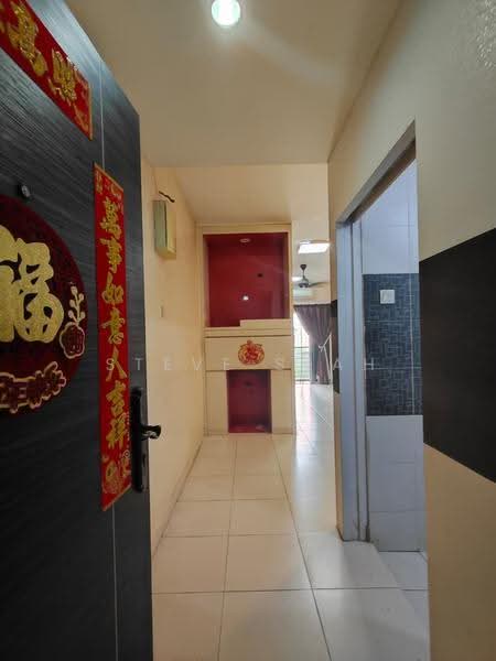 Pangsapuri untuk Disewa di M'tiara - Steve Seah - Corridor - PropertyGuru.com.my