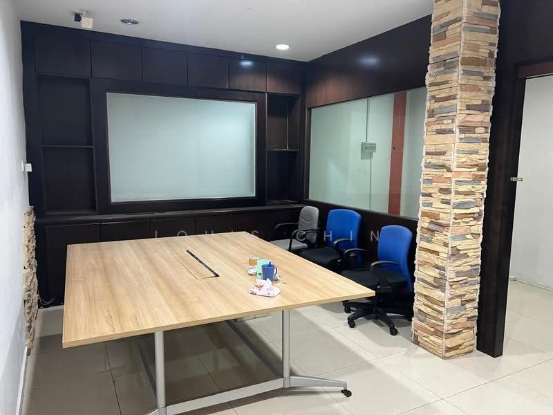Shop / Office for Rent in Taman Johor Jaya (Johor Bahru) - Louis Chin - Interior - PropertyGuru.com.my