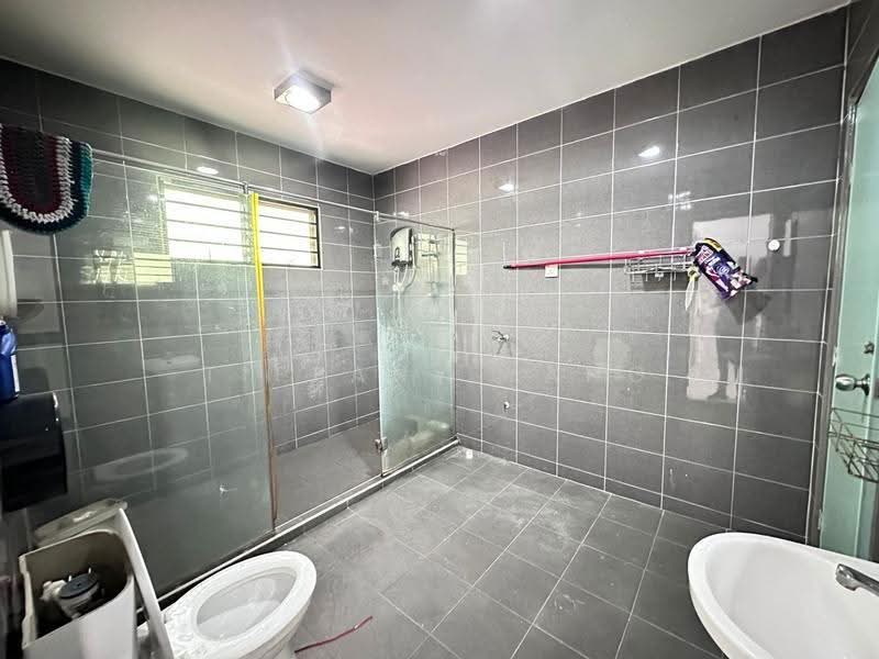 2-storey Terraced House for Sale in Kota Emerald (Rawang) - Tiffany Yang - Bathroom - PropertyGuru.com.my