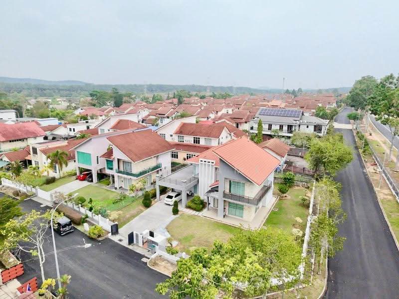 Rumah Banglo untuk Dijual di Bandar Baru Enstek (Bandar Enstek) - Adzura Zamedin - Exterior - PropertyGuru.com.my