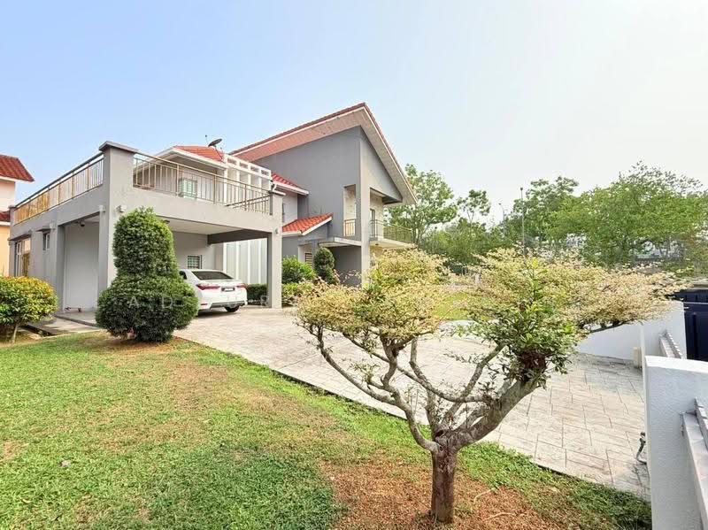 Rumah Banglo untuk Dijual di Bandar Baru Enstek (Bandar Enstek) - Adzura Zamedin - Exterior - PropertyGuru.com.my