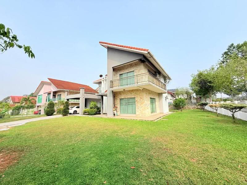 Rumah Banglo untuk Dijual di Bandar Baru Enstek (Bandar Enstek) - Adzura Zamedin - Exterior - PropertyGuru.com.my