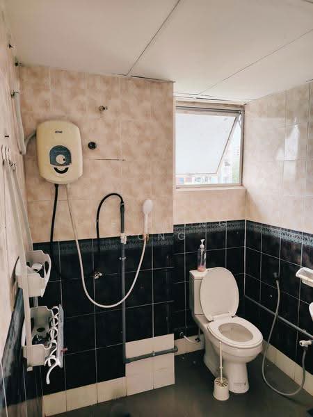 Kondominium untuk Disewa di Venice Hill - Lye Ching Yong - Bathroom - PropertyGuru.com.my