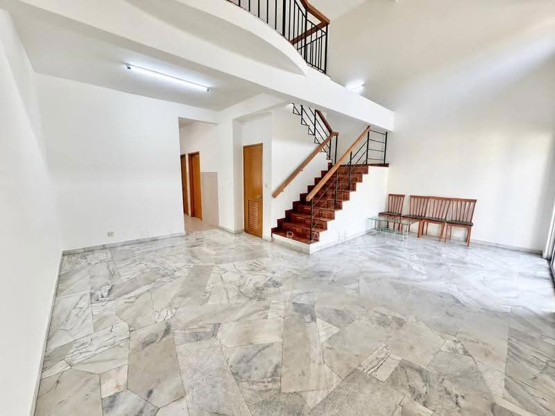 1.5-storey Terraced House for Sale in Bandar Enstek (Negeri Sembilan) - Nadia Rahim - PropertyGuru.com.my