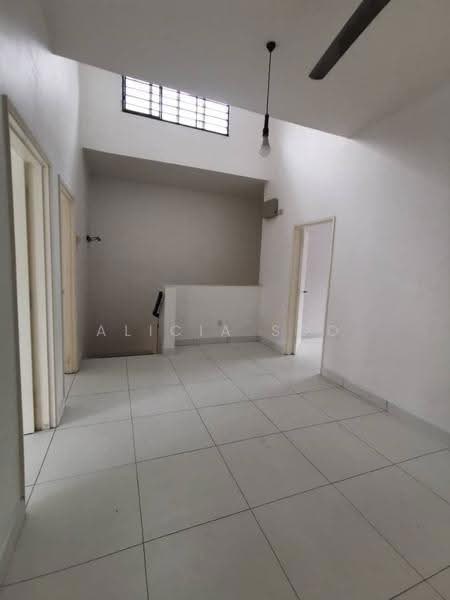 Rumah Teres untuk Dijual di Sutera Damansara (Damansara Damai) - Alicia Soo - Interior - PropertyGuru.com.my