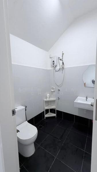Rumah Teres 2-Tingkat untuk Disewa di Masai (Johor) - SIEW CHIN CHANG - Bathroom - PropertyGuru.com.my