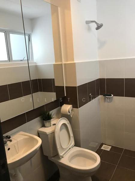 Apartment for Sale at Residensi Hijauan Lumayan - Cellest Chin - Bathroom - PropertyGuru.com.my