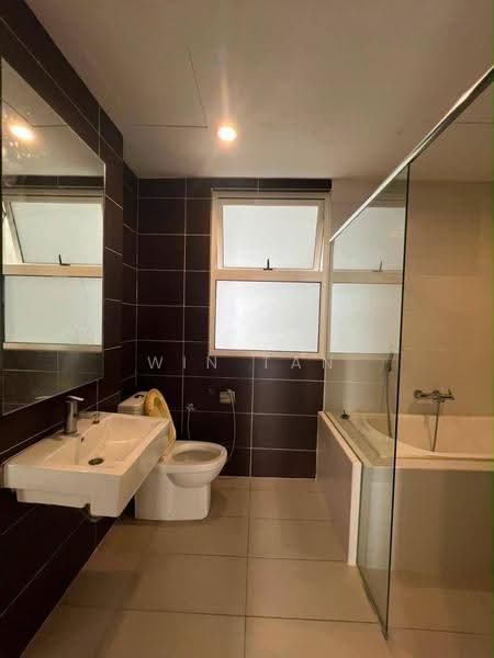 Pangsapuri untuk Disewa di Almas - Win Tan - Bathroom - PropertyGuru.com.my