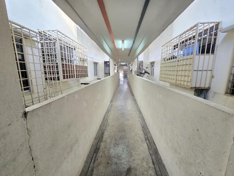 Rumah Flat untuk Dijual di Permai Ria - Fauzan bin Sahrom - Exterior - PropertyGuru.com.my