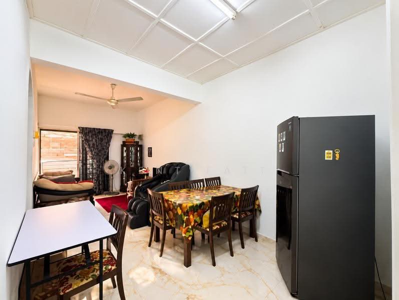 Townhouse for Sale in Taman Bukit Teratai (Ampang) - Kent Fatt - Living Room - PropertyGuru.com.my