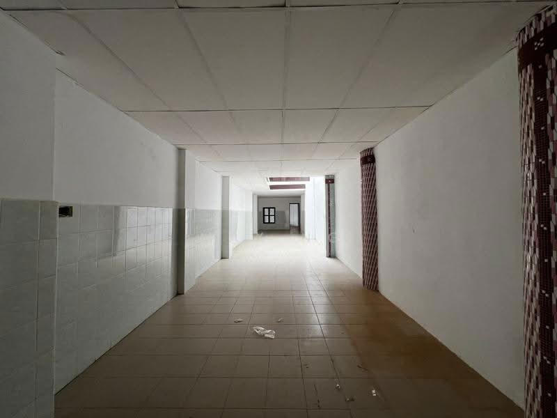 Kedai / Pejabat untuk Disewa di George Town (Penang) - Max Ng - Corridor - PropertyGuru.com.my