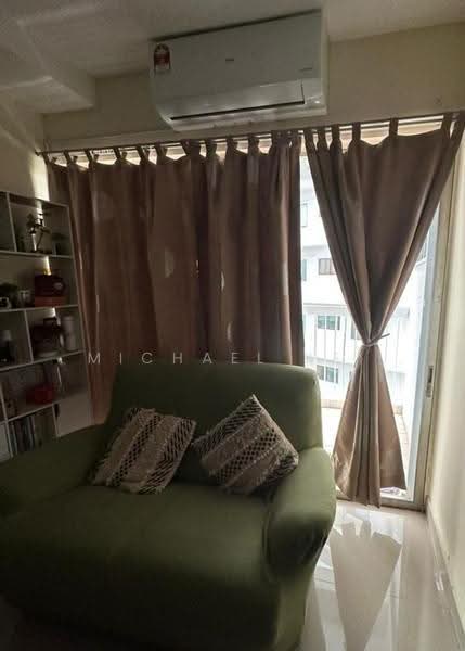 Pangsapuri untuk Dijual di Menara Pelangi - Michael Kei - Living Room - PropertyGuru.com.my