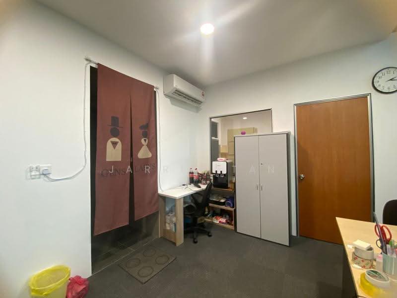 Pejabat untuk Dijual di Bandar Puteri Puchong (Puchong) - Jarren Tan - Interior - PropertyGuru.com.my
