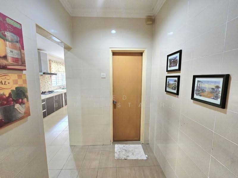 Corridor