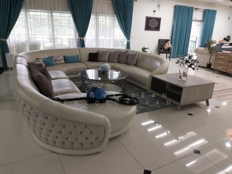Bungalow House for Sale in Banting (Banting) - Johnny Sean Benedict Tan - Living Room - PropertyGuru.com.my
