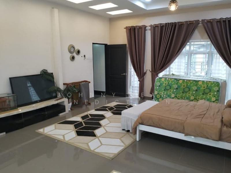 Bungalow House for Sale in Banting (Banting) - Johnny Sean Benedict Tan - Bedroom - PropertyGuru.com.my