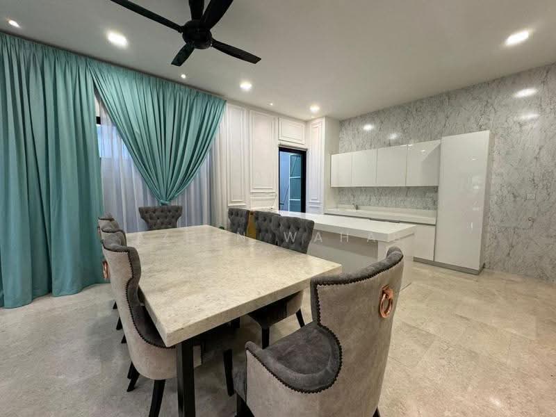 Rumah Banglo untuk Disewa di Ampang Jaya (Ampang) - Azean Wahab - Dining Room - PropertyGuru.com.my