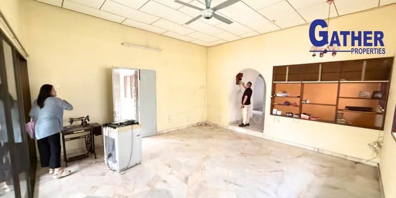 Banglo Pautan untuk Dijual di Ipoh (Perak) - Ainsley Thong - Living Room - PropertyGuru.com.my