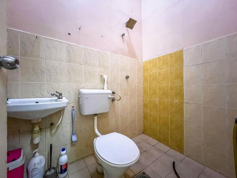 Bungalow House for Sale in Kota Seriemas (Nilai) - Firdaus Husin - PropertyGuru.com.my