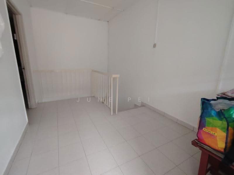 Rumah Teres 3-Tingkat untuk Dijual di Taman Sri Muda (Shah Alam) - June Pei - PropertyGuru.com.my