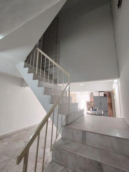 Rumah Teres 3-Tingkat untuk Dijual di Taman Sri Muda (Shah Alam) - June Pei - Interior - PropertyGuru.com.my
