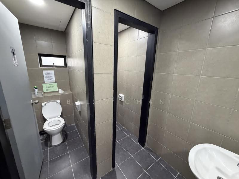 Office for Rent in Mkh Boulevard (Kajang) - Billy Chan - Bathroom - PropertyGuru.com.my