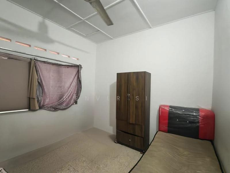 Rumah Teres 1.5-Tingkat untuk Dijual di Taman Suntex (Cheras) - Denver Sin - Bedroom - PropertyGuru.com.my