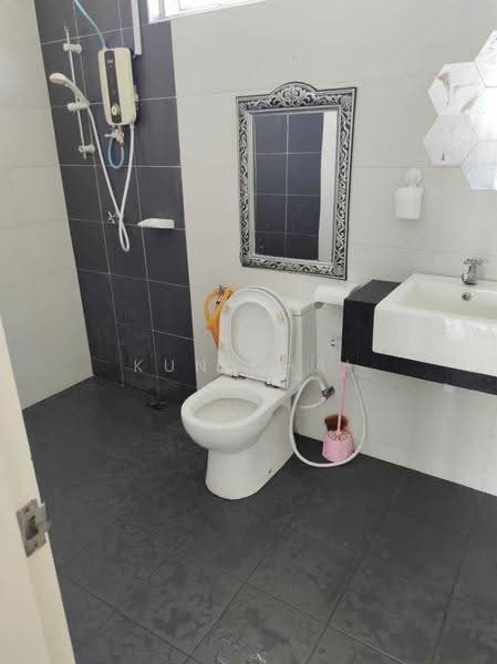 Apartment for Rent at Idaman Residence - Kun Chai - Bathroom - PropertyGuru.com.my