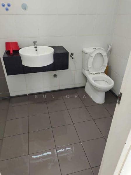 Apartment for Rent at Idaman Residence - Kun Chai - Bathroom - PropertyGuru.com.my