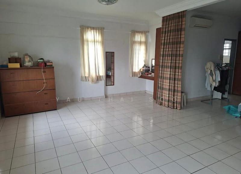 Apartment for Sale at Sri Bayu Apartments - Yau Thai Soo - Bedroom - PropertyGuru.com.my