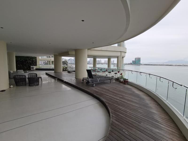 Condominium for Rent at 8 Gurney (The Shore Condominium) - Stanley Saw - Balcony - PropertyGuru.com.my