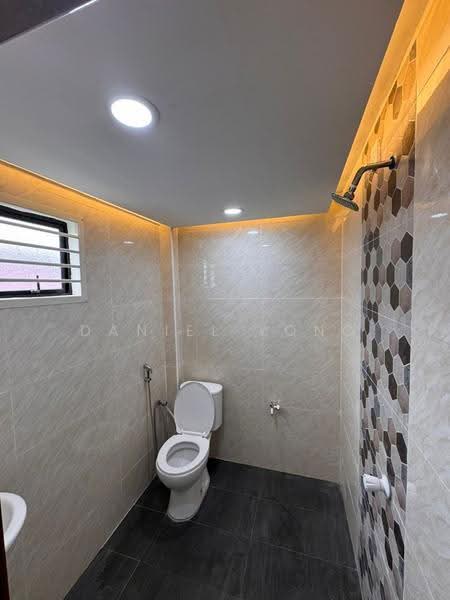 1-storey Terraced House for Sale in Taman Aman (Senai) - Daniel Yong - Bathroom - PropertyGuru.com.my