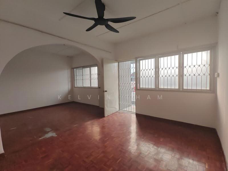 Rumah Teres 2-Tingkat untuk Disewa di Taman Sri Bintang (Kepong) - Kelvin Tham - Living Room - PropertyGuru.com.my