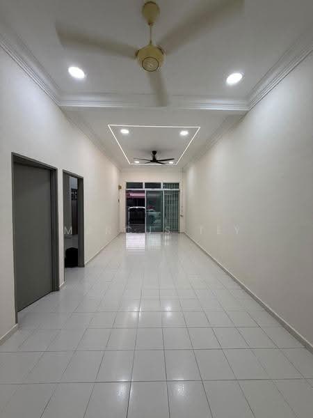 1-storey Terraced House for Sale in Simpang Renggam (Johor) - Marcus Tey - Living Room - PropertyGuru.com.my