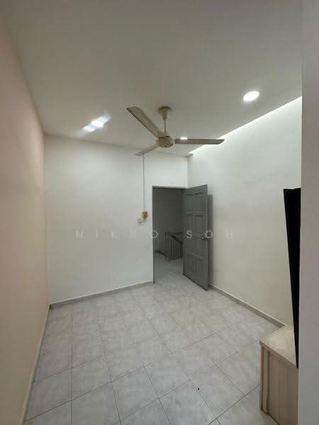 Rumah Teres 2-Tingkat untuk Disewa di Taman Desa Cemerlang (Ulu Tiram) - Nikko Soh - Interior - PropertyGuru.com.my