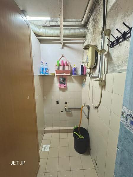 Rumah Flat untuk Dijual di Bandar Bukit Tinggi 2 Flat - Joanne Pua - Bathroom - PropertyGuru.com.my