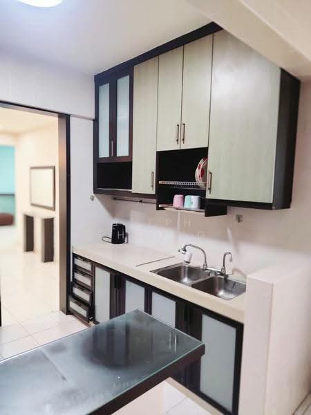 Apartment for Rent at Pulai View - Steph Choong - Kitchen - PropertyGuru.com.my