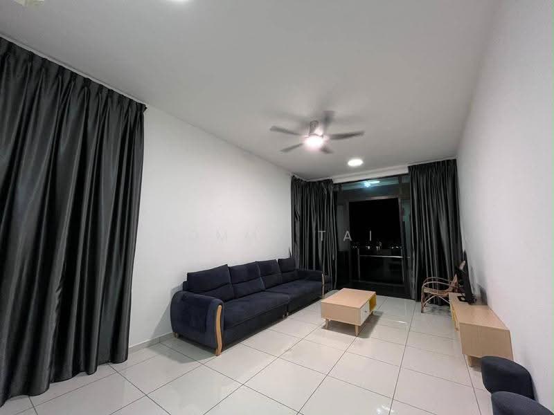 Kediaman Servis untuk Disewa di Wave @ Marina Cove - Tommy Tai - Living Room - PropertyGuru.com.my