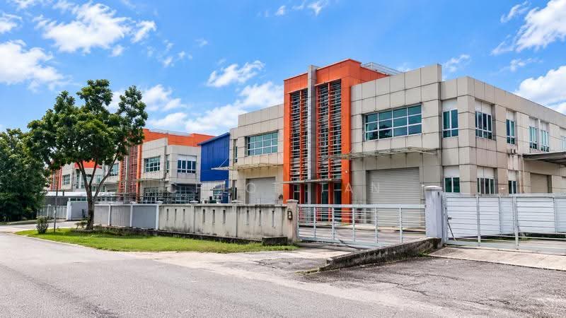 Kilang untuk Dijual di Puchong (Selangor) - Chloe Tan - Exterior - PropertyGuru.com.my