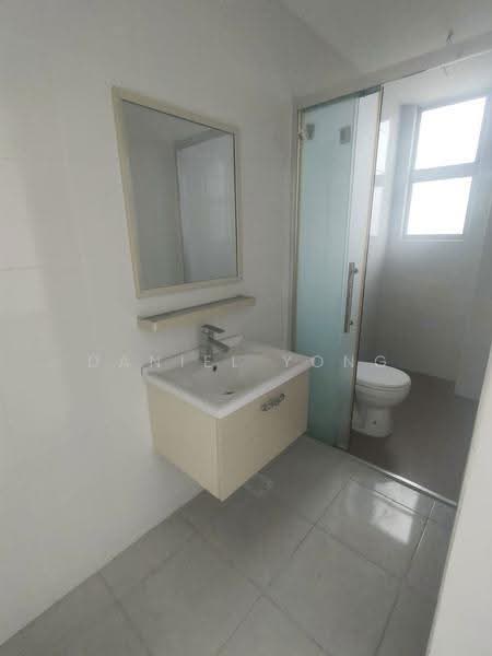 Rumah Teres 2-Tingkat untuk Dijual di Bandar Pulai Jaya (Kulai) - Daniel Yong - Bathroom - PropertyGuru.com.my